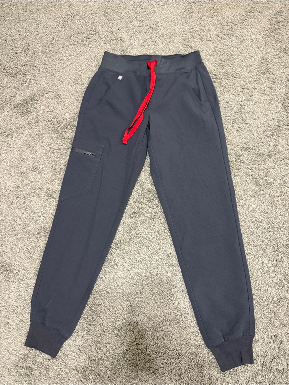 Figs Women’s Grey Jogger Scrub Pants with Red Drawstring PO#1873